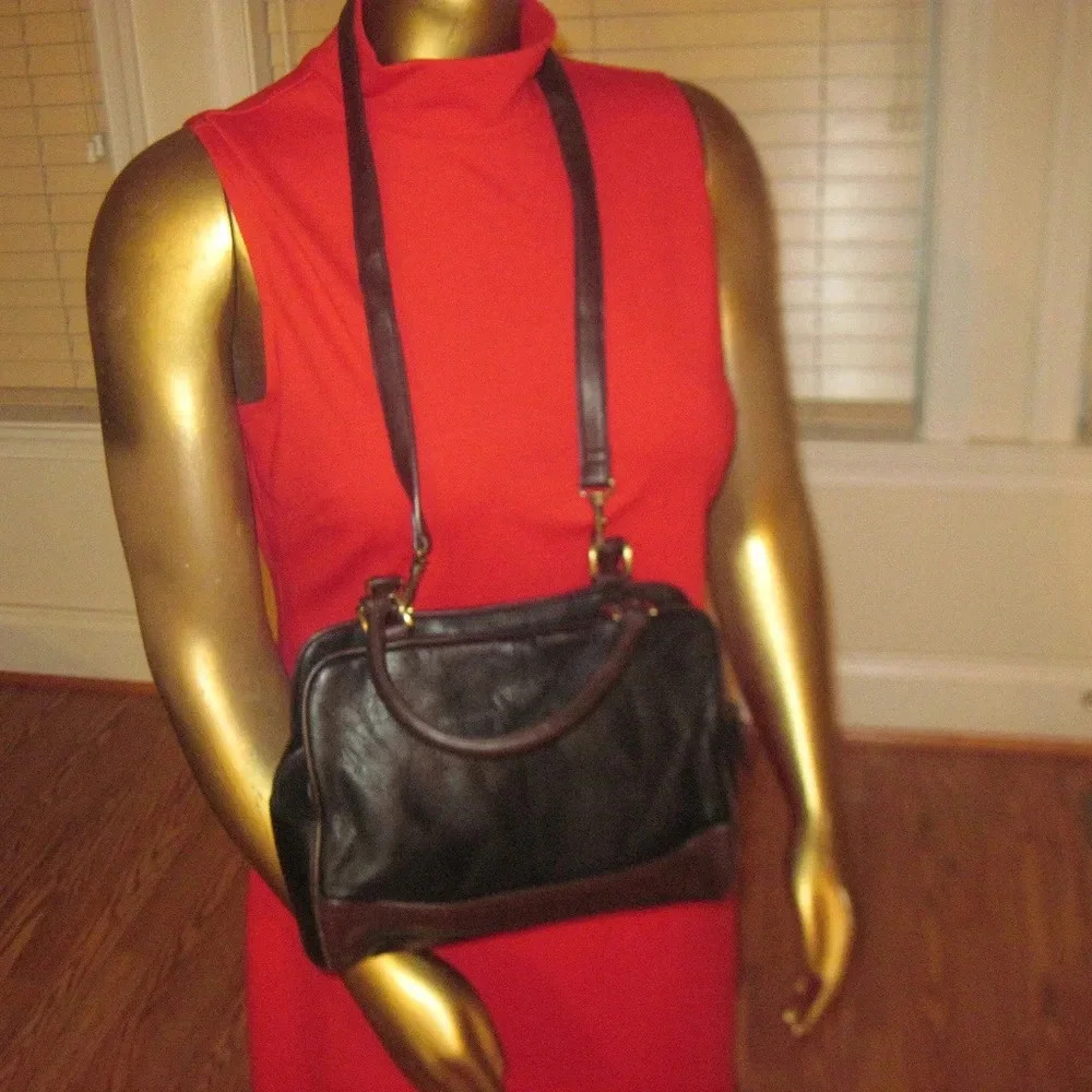 Vintage LIZ CLAIBORNE Leather Shoulder Purse Bag
